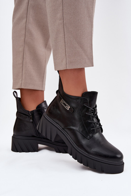 Bajo calentamiento Botas de mujer reloj con tacones decorados de color negro Therisse