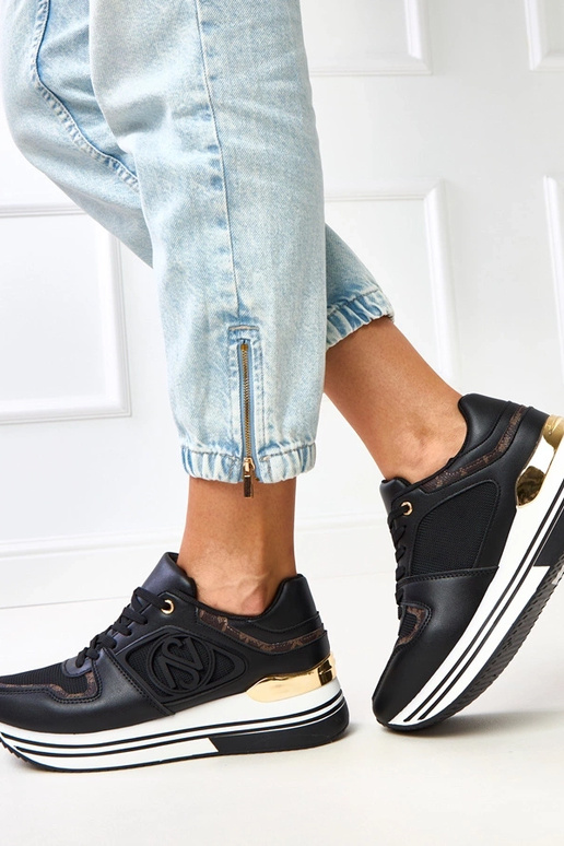 Zapatillas deportivas negras con...