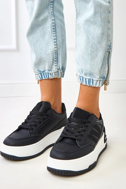 Zapatillas deportivas negras con... Zapatillas deportivas negras con...