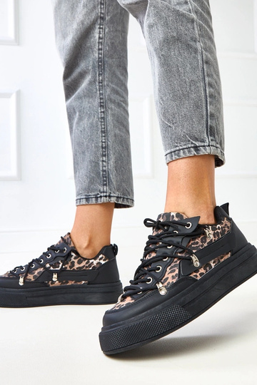 Zapatillas deportivas... 2