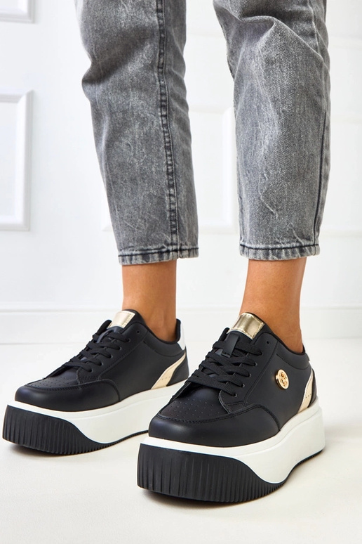 Zapatillas deportivas negras con... Zapatillas deportivas negras con...