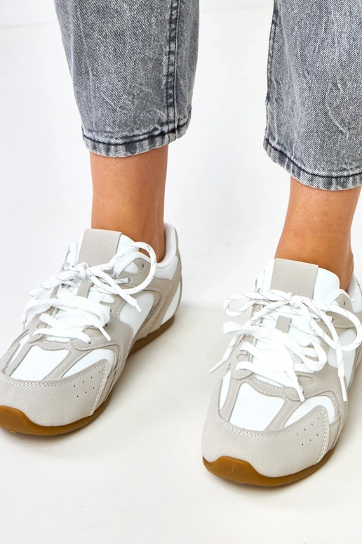 Zapatillas deportivas blanco-beige... Zapatillas deportivas blanco-beige...