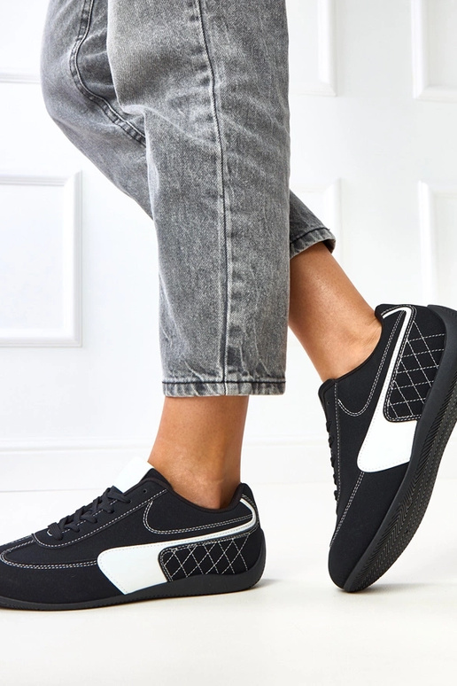 Zapatillas deportivas negras con... Zapatillas deportivas negras con...