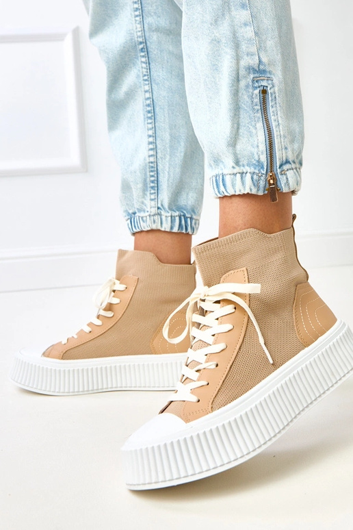 Zapatillas deportivas tipo calcetín... Zapatillas deportivas tipo calcetín...