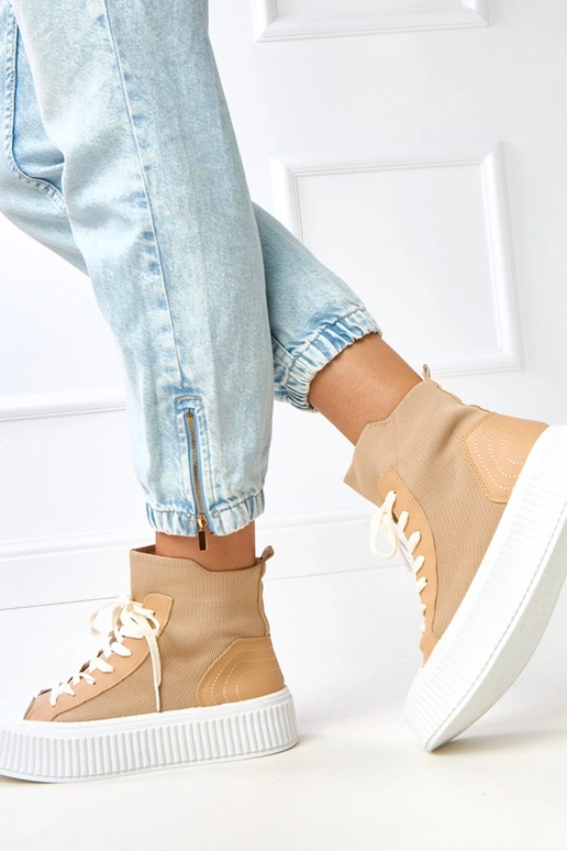 Zapatillas deportivas tipo calcetín... Zapatillas deportivas tipo calcetín...