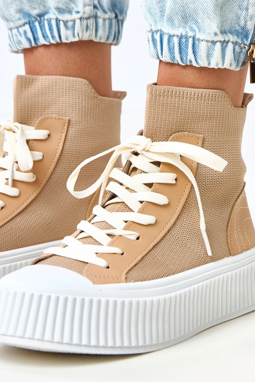 Zapatillas deportivas tipo calcetín... Zapatillas deportivas tipo calcetín...