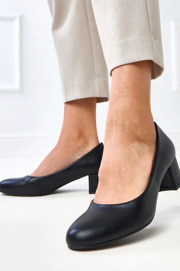 Zapatos clásicos bajos negros Mavise