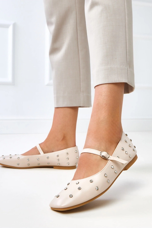 Bailarinas color arena con cristales... Bailarinas color arena con cristales...