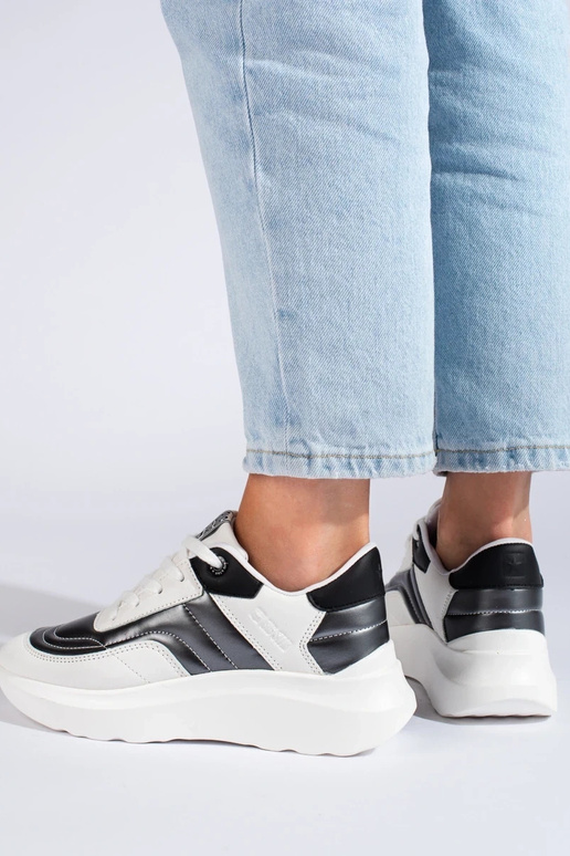 el color blanco Zapatillas modelo zapatos. BIG STAR II274335 el color blanco Zapatillas modelo zapatos. BIG STAR II274335