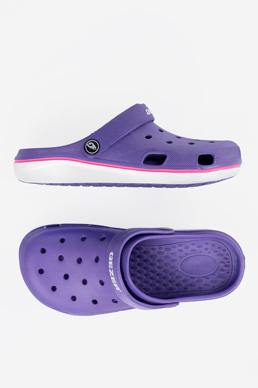 color violeta zapatos typu Crocs color violeta zapatos typu Crocs