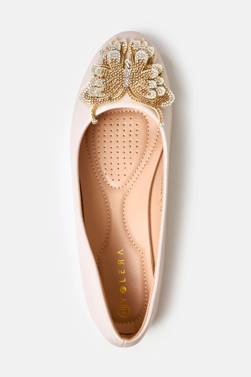 Bailarinas color arena con mariposa... Bailarinas color arena con mariposa...