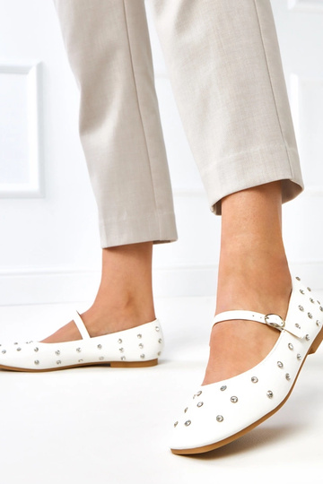 Bailarinas blancas con...