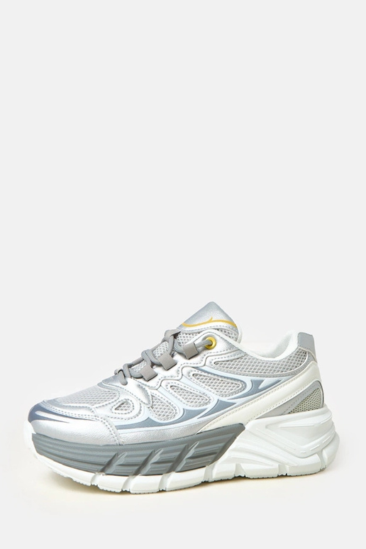 Zapatillas deportivas plateadas con... Zapatillas deportivas plateadas con...