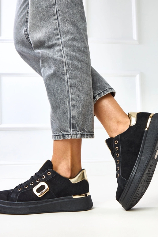 Zapatillas negras con plataforma y... Zapatillas negras con plataforma y...