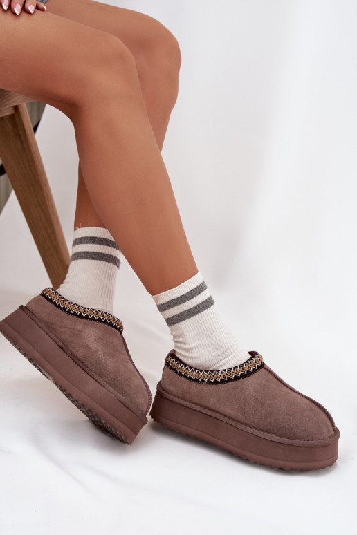 Bajo de gamuza Botas de nieve FemeninoHaftem con una plataforma Vinceza 97960 color marrón