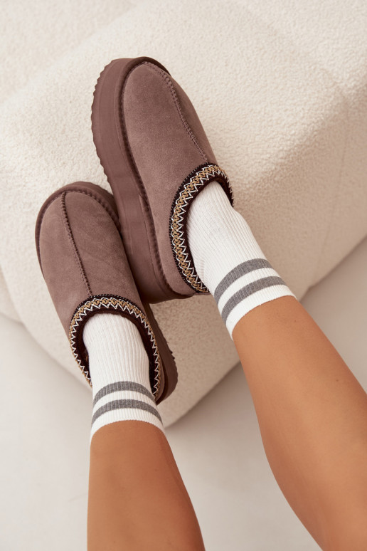 Bajo de gamuza Botas de nieve FemeninoHaftem con una plataforma Vinceza 97960 color marrón