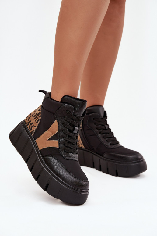 Piel Botas de mujer con una plataforma calentamiento Vinceza 66838 de color negro