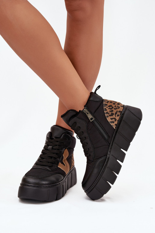 Piel Botas de mujer con una plataforma calentamiento Vinceza 66838 de color negro