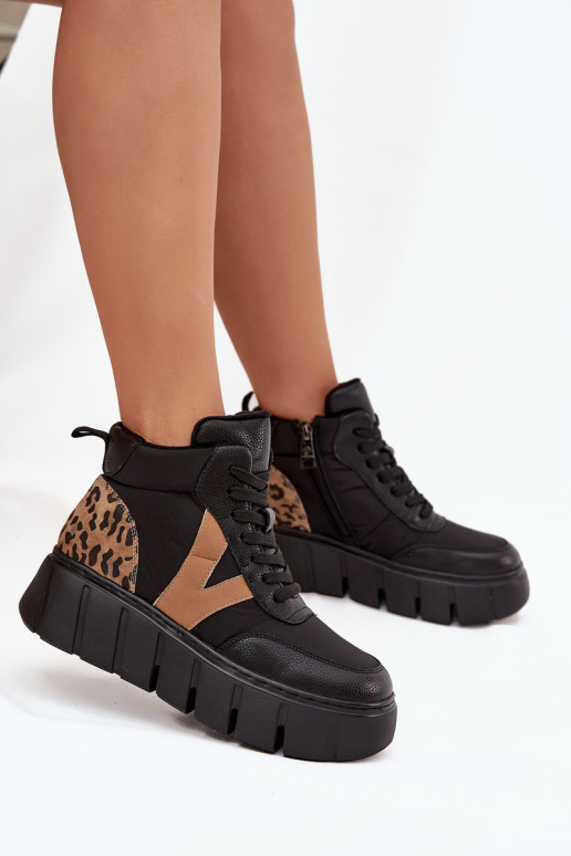 Piel Botas de mujer con una plataforma calentamiento Vinceza 66838 de color negro