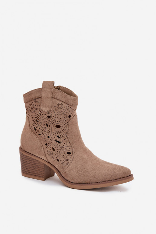 botas estilo vaquero Femenino con elementos calados beige Nolvina