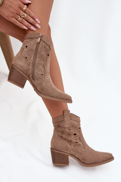 botas estilo vaquero Femenino con elementos calados beige Nolvina