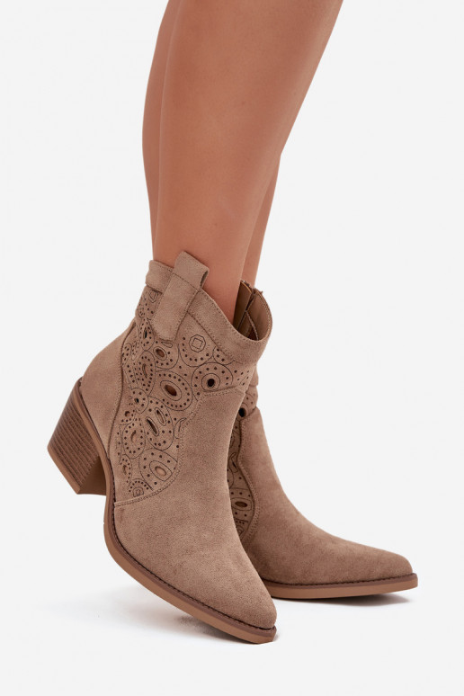 botas estilo vaquero Femenino con elementos calados beige Nolvina