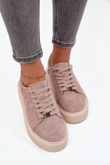 de gamuza Zapatillas modelo zapatos. Femenino con una plataforma Vinceza 79578 beige