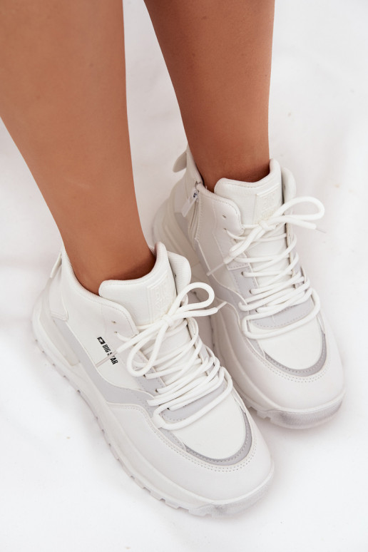 zapatillas Femenino con una plataforma Big Star SS274510 el color blanco