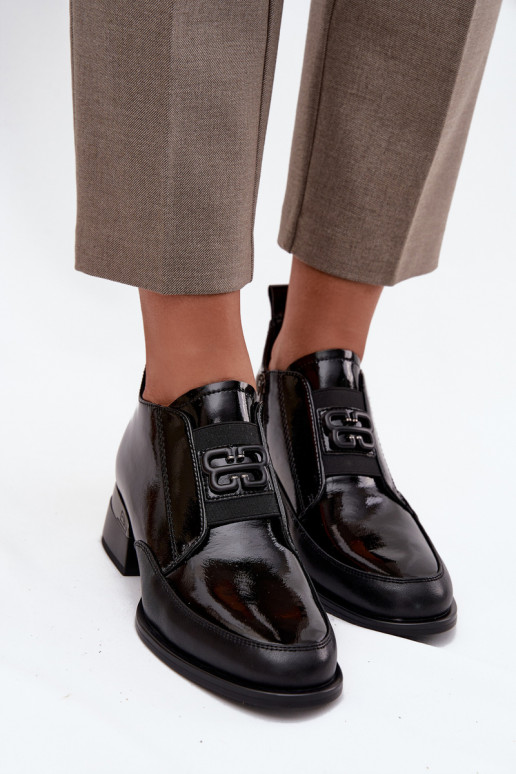 con efecto barniz Piel zapatos Femenino En un tacón bajo Con decoraciones Detalem Vinceza 91161 de color negro