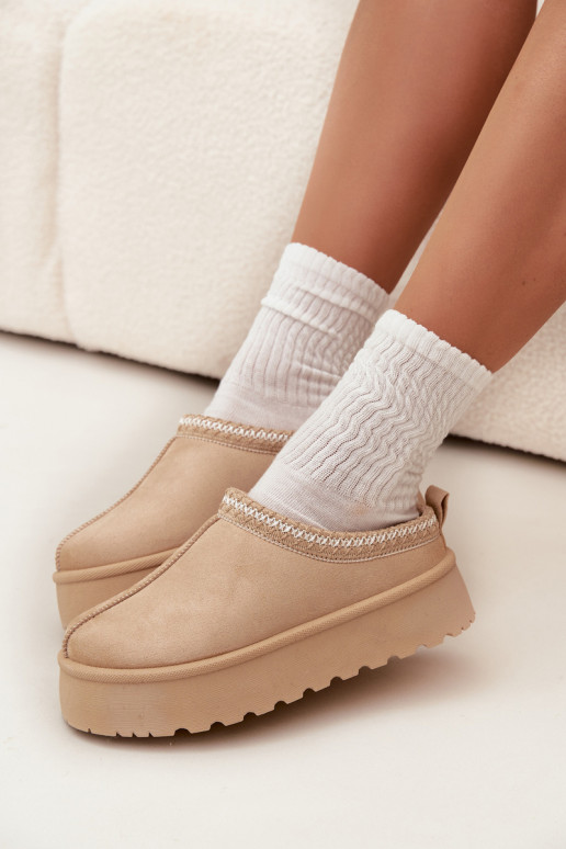 Botas de nieve de mujer color marfil Įjungtarirya de tacón bajo con plataforma y pelo