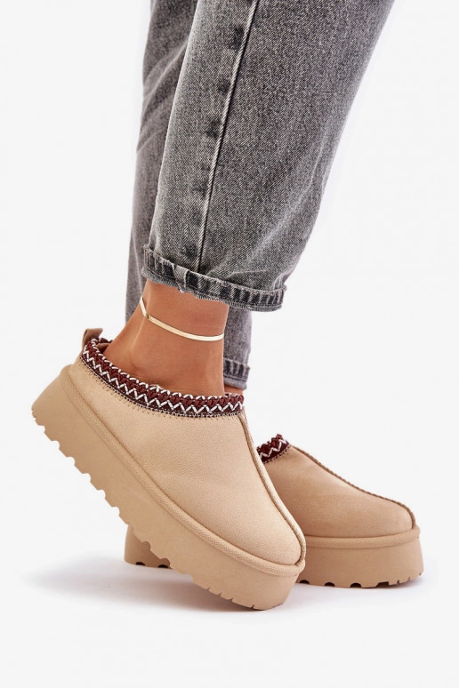 Botas de nieve de mujer color marfil Įjungtarirya de tacón bajo con plataforma y pelo