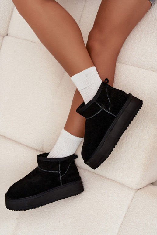 de gamuza Botas de nieve Femenino con una plataforma Vinceza 97962 de color negro de gamuza Botas de nieve Femenino con una plataforma Vinceza 97962 de color negro