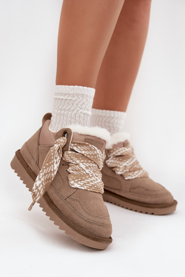 de gamuza Botas de nieve Femenino con un abrigo de piel I Grubym atándosem Vinceza 97963 beige 2