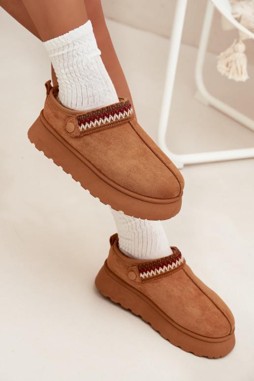 Botas de nieve baja de las mujeresRuchomym Tirasem I Haftem con una plataforma color marrón Lyrisse Botas de nieve baja de las mujeresRuchomym Tirasem I Haftem con una plataforma color marrón Lyrisse