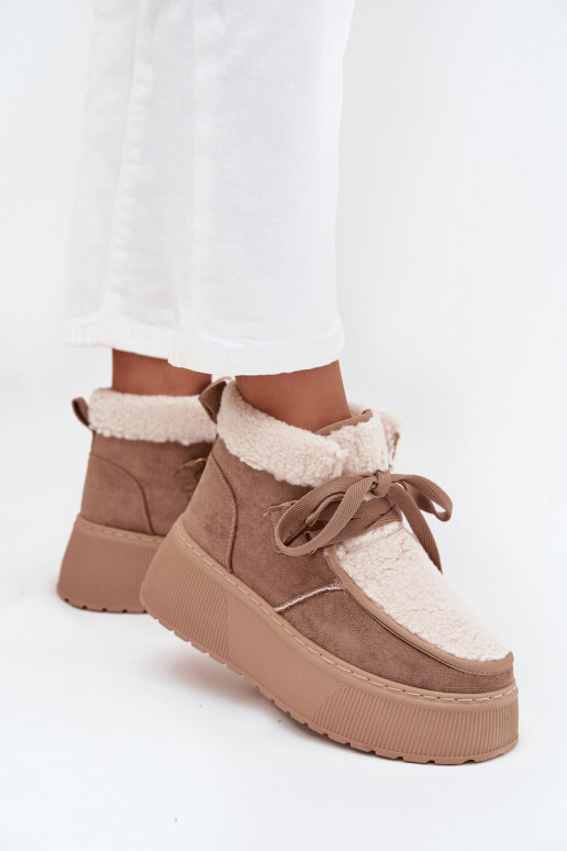 Botas de nieve Femenino con una plataforma con un abrigo de piel beige Florivelle Botas de nieve Femenino con una plataforma con un abrigo de piel beige Florivelle