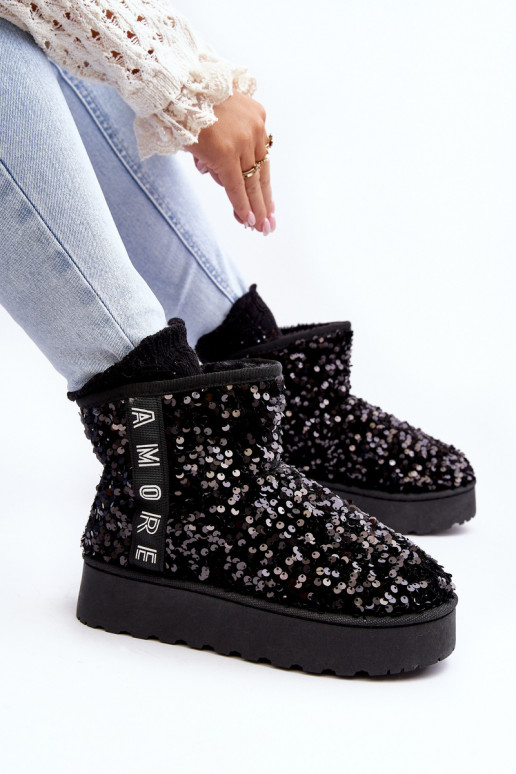 Botas de nieve Femenino con una plataforma Decorado con brillo de color negro Silmo Botas de nieve Femenino con una plataforma Decorado con brillo de color negro Silmo