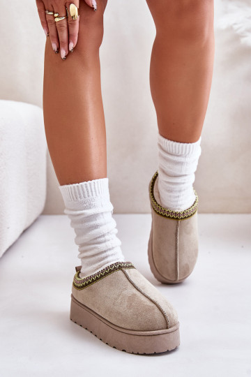 Botas de nieve Femenino con una plataforma calentamiento con pelo dentro color verde Remenia 2