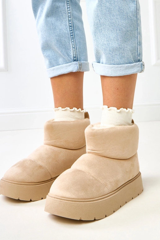 Botas de nieve acolchadas color arena... Botas de nieve acolchadas color arena...