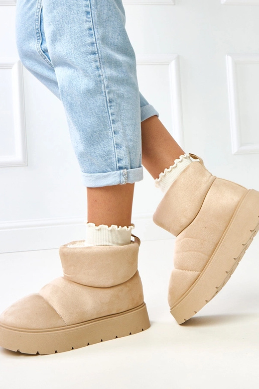 Botas de nieve acolchadas color arena... Botas de nieve acolchadas color arena...