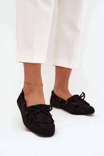 Mocasines para mujer con flecos y lazo Olivianne en color negro 2