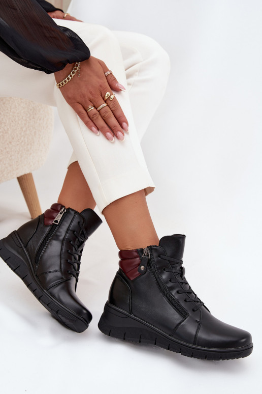 Piel Botas de mujer en una cuña calentamiento Vinceza 39963 de color negro