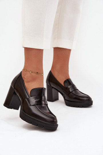 zapatos Femenino con tacones de cuero ecológico CzekoladoAe Ilyssia