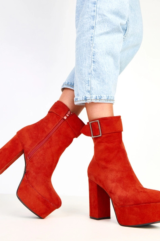 Botines naranjas con plataforma y... Botines naranjas con plataforma y...