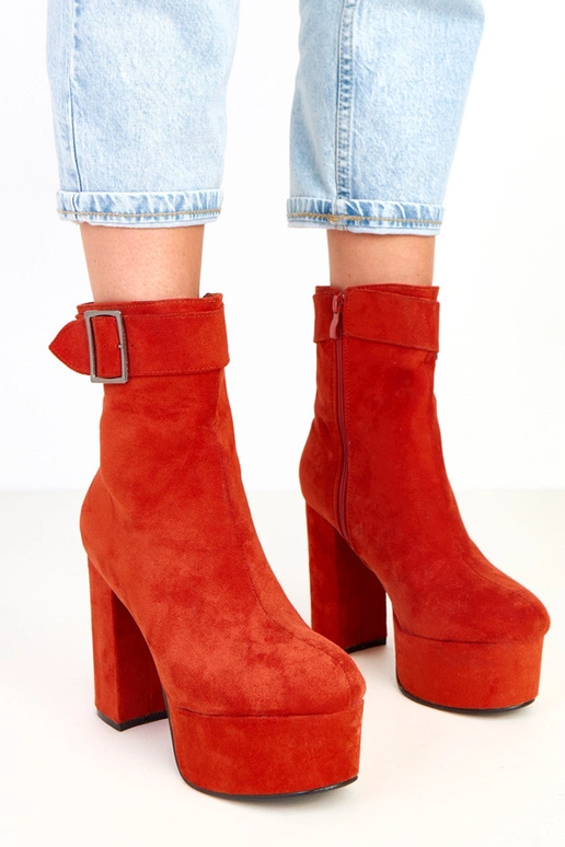 Botines naranjas con plataforma y... Botines naranjas con plataforma y...