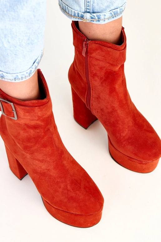 Botines naranjas con plataforma y... Botines naranjas con plataforma y...