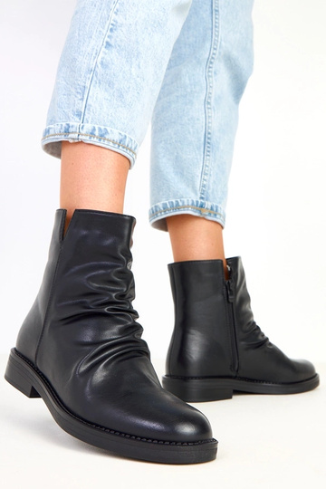Botines negros para mujer con volantes en la parte delantera Alexis