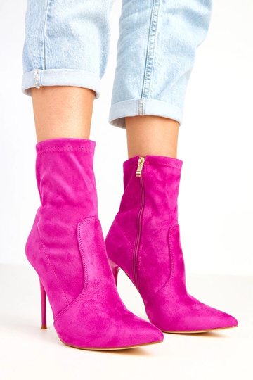 Botines violetas con acabado de gamuza en tacón Nanila