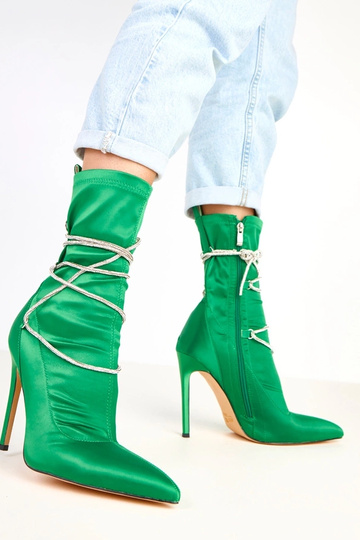 Botines satinados verdes con tacón decorados con circonitas Tolnai 2