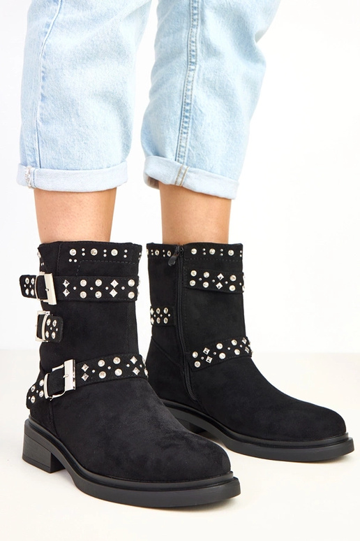 Botines negros con circonitas de bajo... Botines negros con circonitas de bajo...