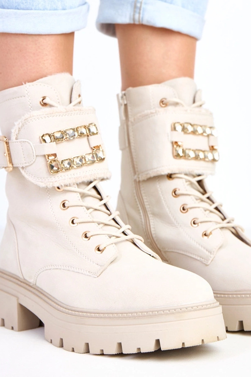 Botines cálidos color arena con... Botines cálidos color arena con...